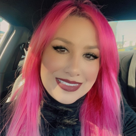 Meet your Posher, Chris - Picture 1 of 2